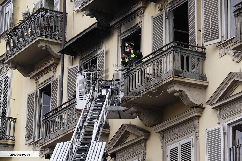 Fire Breaks Out In Palazzo On Corso Re Umberto - Italy