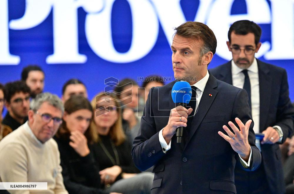 Macron Discusses Democracy Challenges With Readers - Marseille