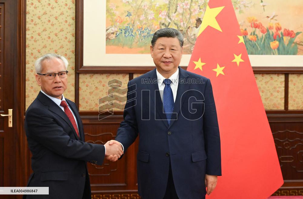 Xi Jinping Meets Sam Hou Fai - Beijing