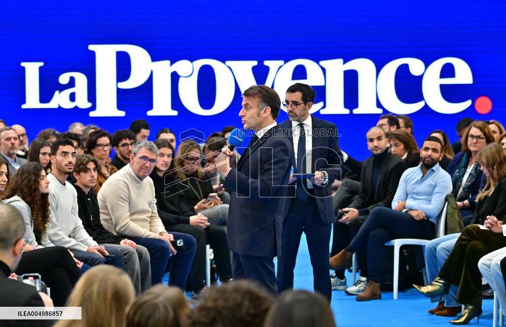Macron Discusses Democracy Challenges With Readers - Marseille