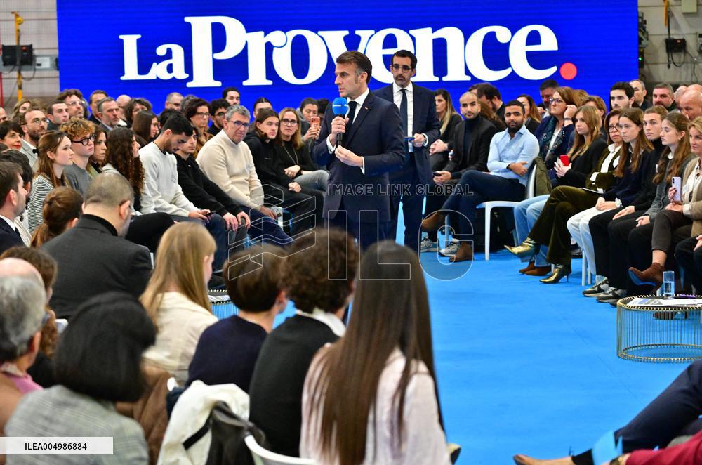 Macron Discusses Democracy Challenges With Readers - Marseille