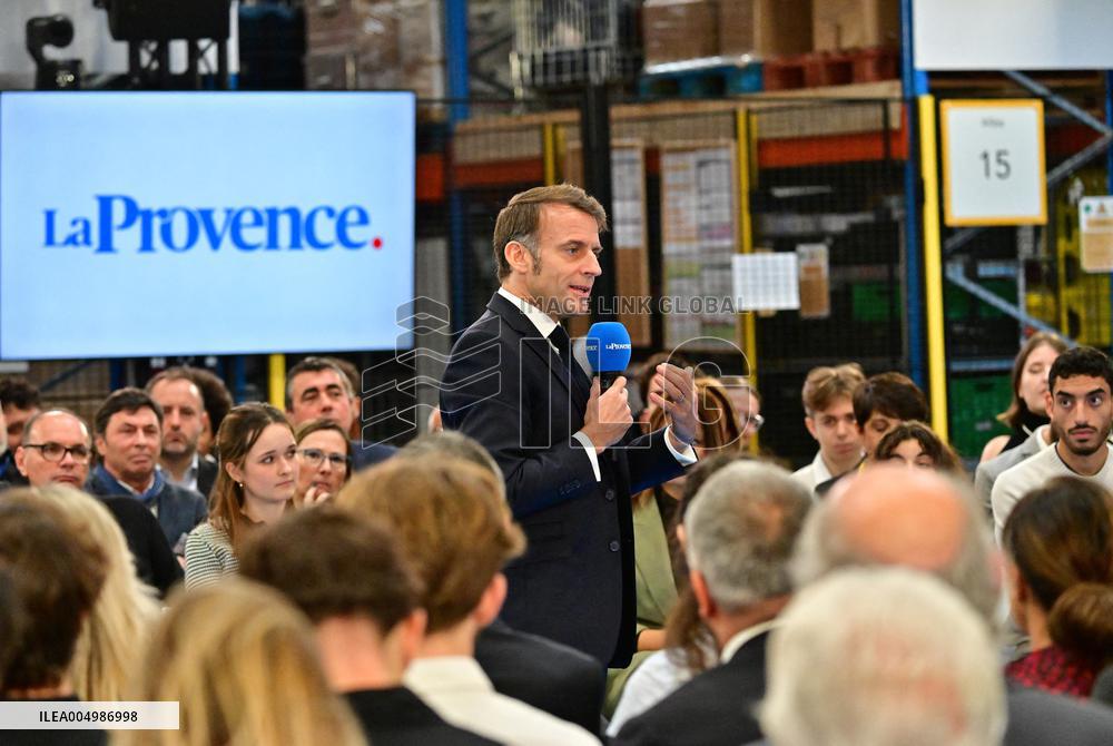 Macron Discusses Democracy Challenges With Readers - Marseille