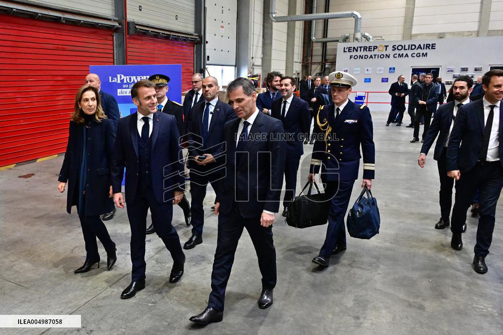 Macron Discusses Democracy Challenges With Readers - Marseille