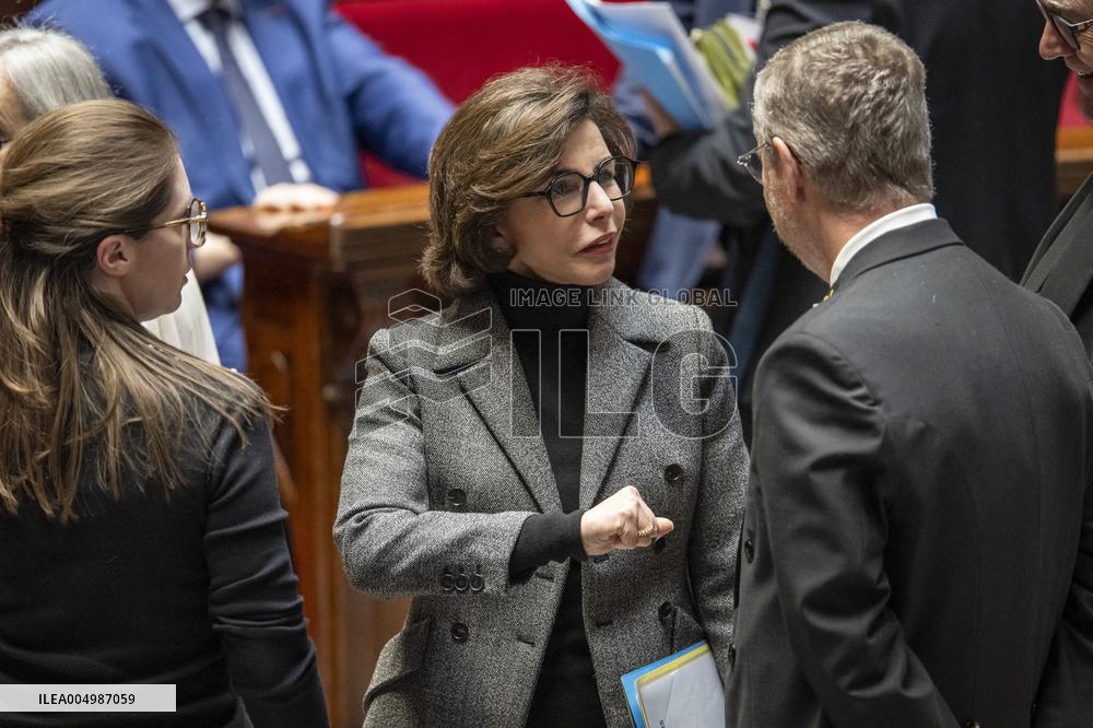 Session of Questions to The Government - Paris