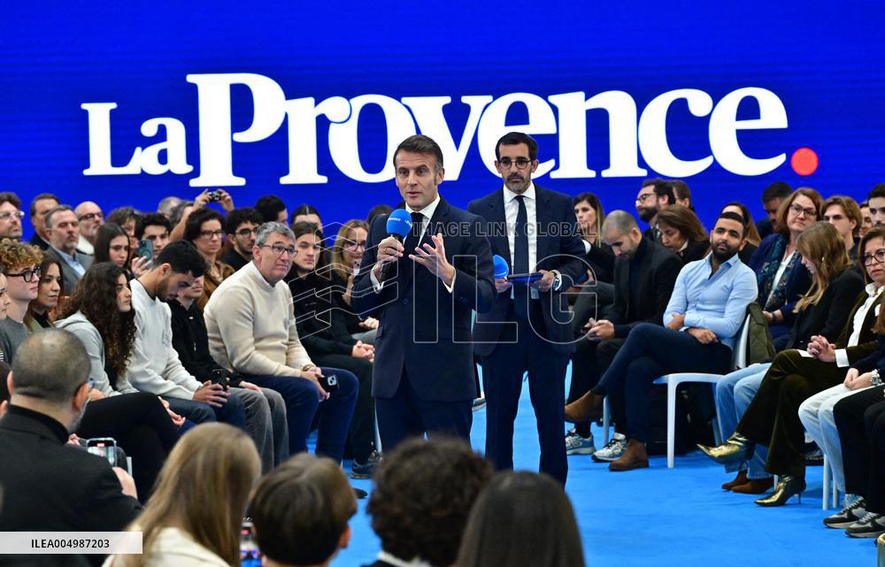 Macron Discusses Democracy Challenges With Readers - Marseille