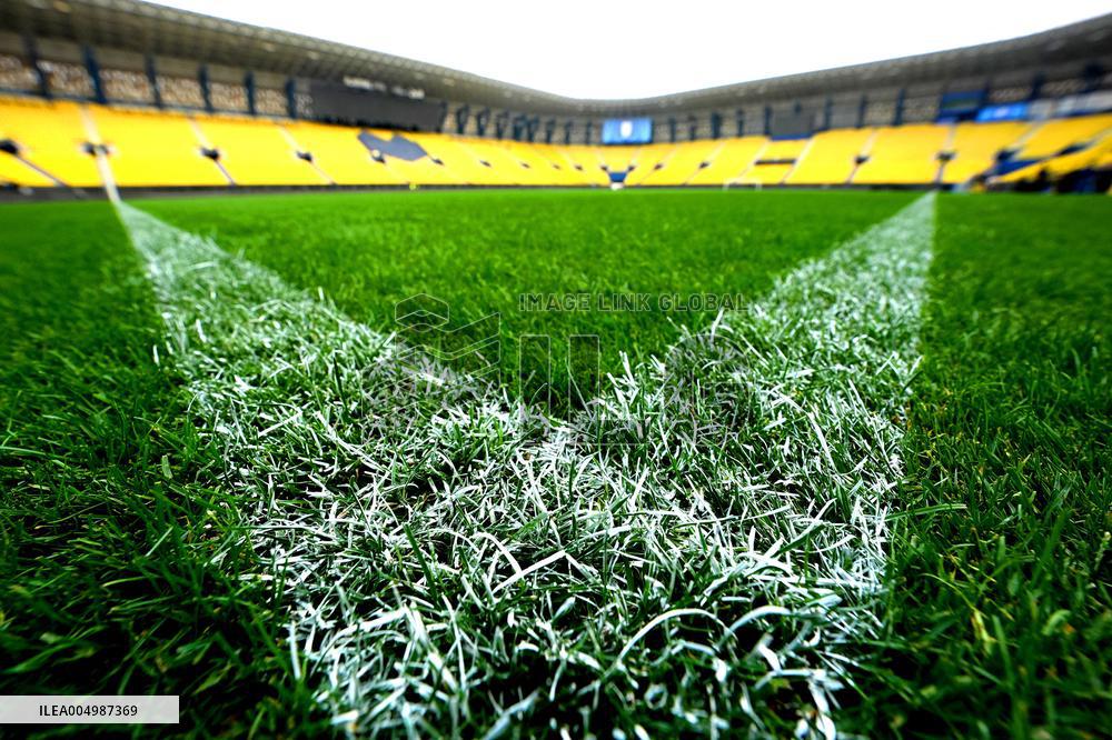 The Italian Super Cup Trophy Arrives In Saudi Arabia