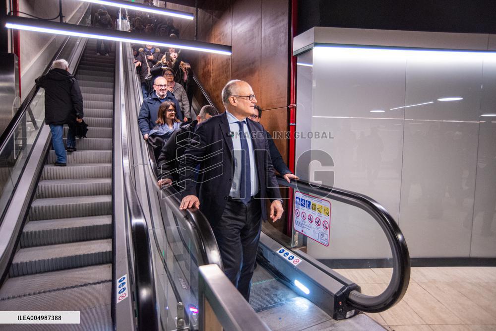 Mayor Roberto Gualtieri First Metro C Journey from Colosseo to Porta Metronia - Rome