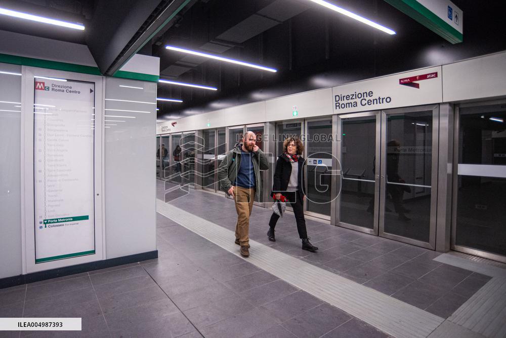 Mayor Roberto Gualtieri First Metro C Journey from Colosseo to Porta Metronia - Rome