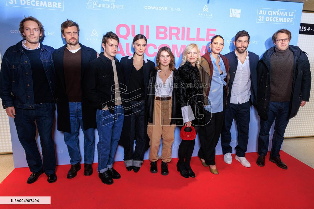 Qui Brille Au Combat - Paris