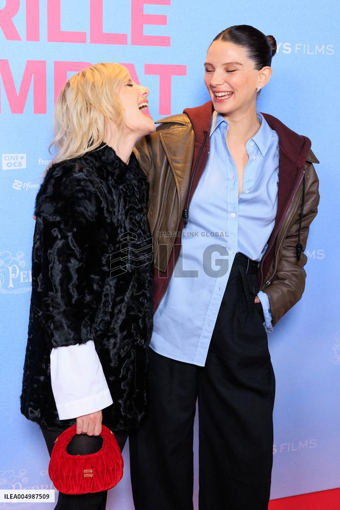 Qui Brille Au Combat - Paris