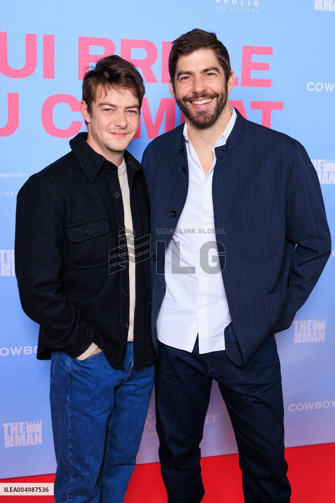 Qui Brille Au Combat - Paris