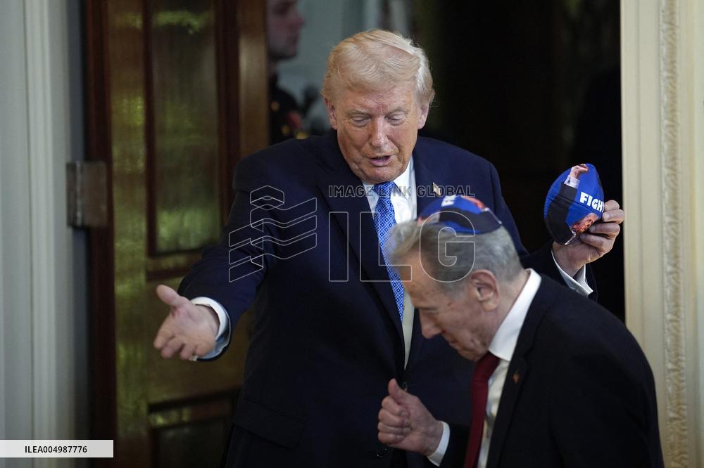 Donald Trump at Hanukkah reception - Washington