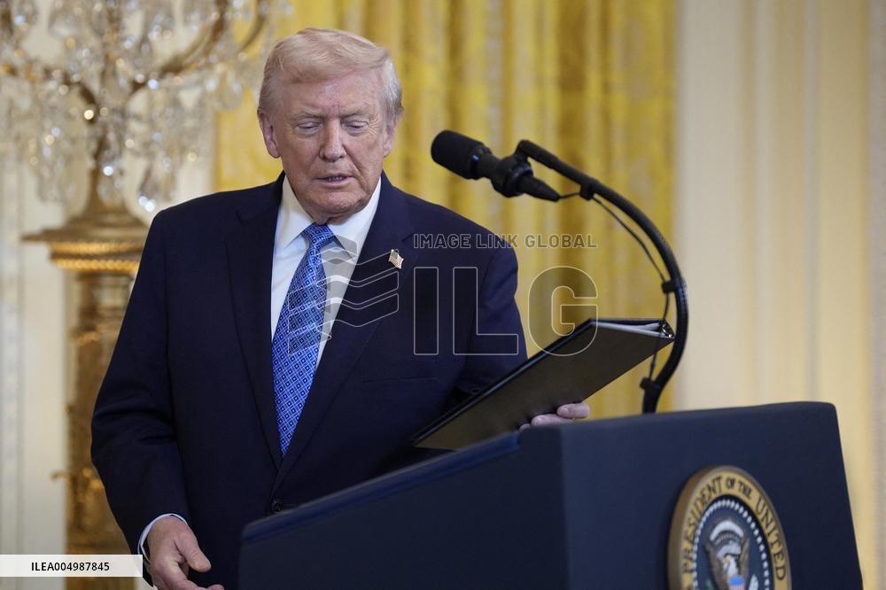 Donald Trump at Hanukkah reception - Washington