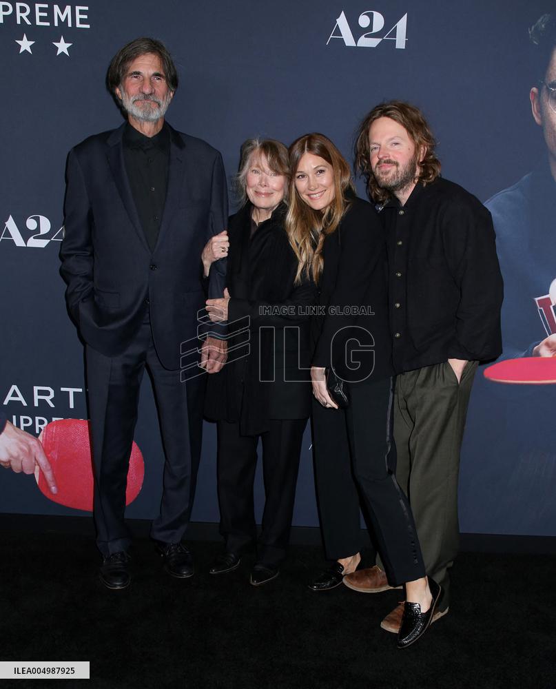 'Marty Supreme' New York Premiere