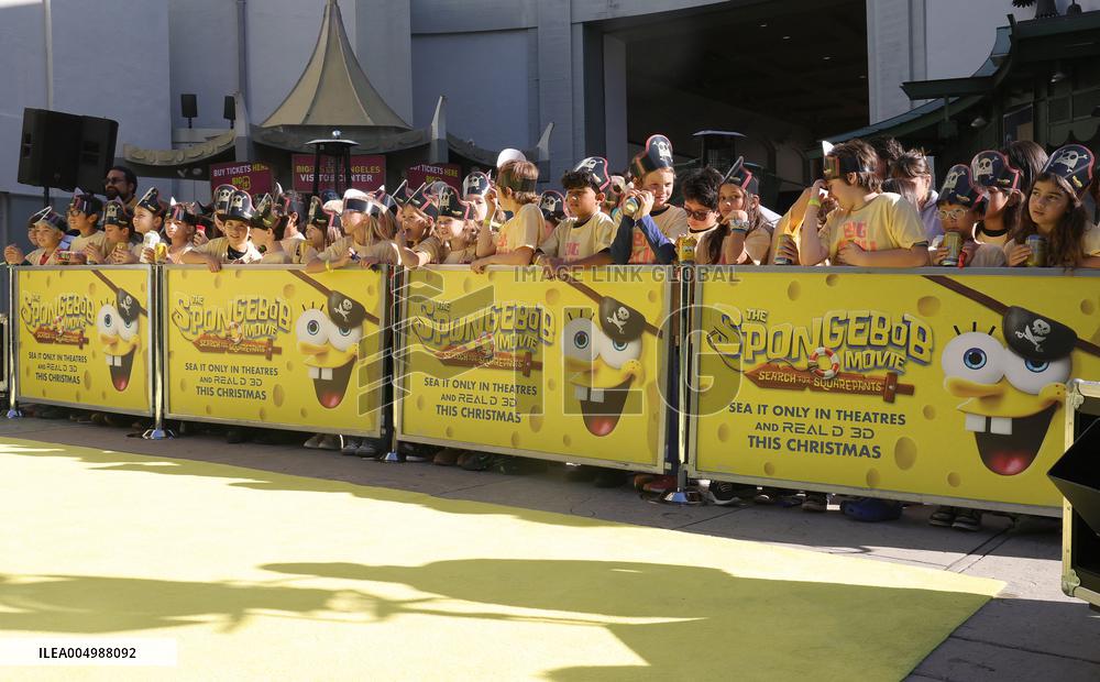 Spongebob Squarepants Places His Hand And Footprints In Cement - LA