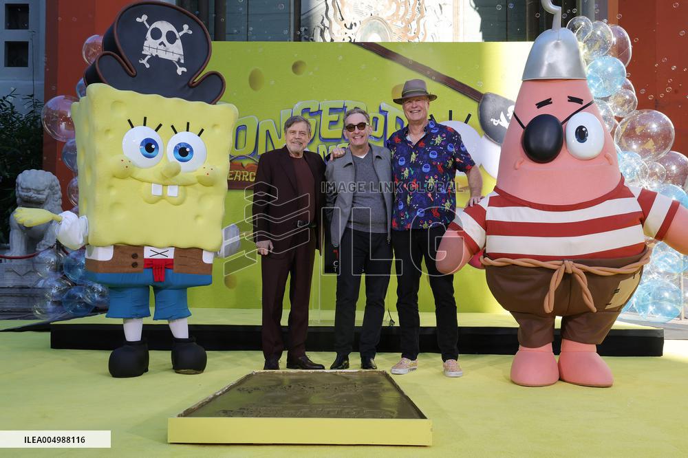Spongebob Squarepants Places His Hand And Footprints In Cement - LA
