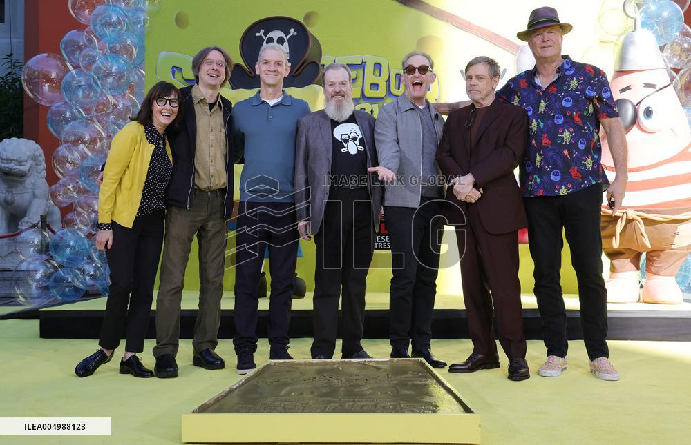 Spongebob Squarepants Places His Hand And Footprints In Cement - LA