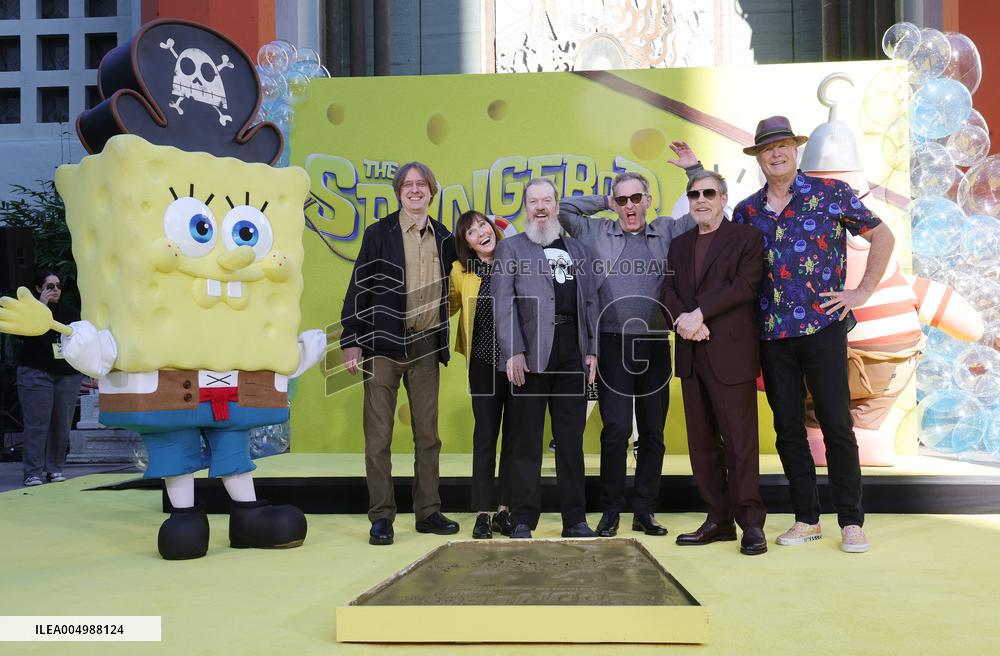 Spongebob Squarepants Places His Hand And Footprints In Cement - LA