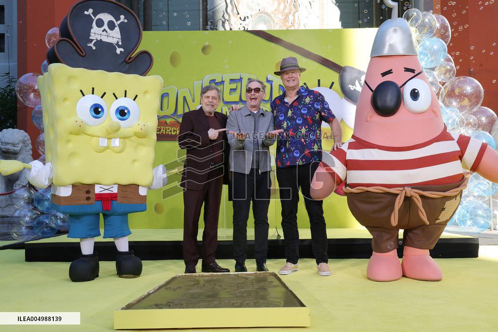 Spongebob Squarepants Places His Hand And Footprints In Cement - LA