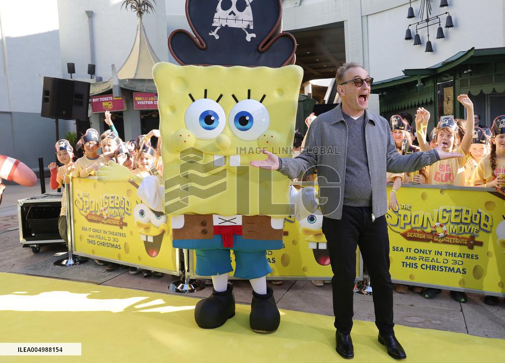 Spongebob Squarepants Places His Hand And Footprints In Cement - LA
