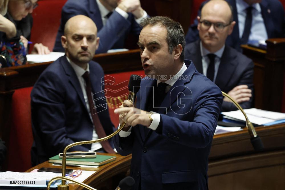 Session of Questions to the Government - Paris