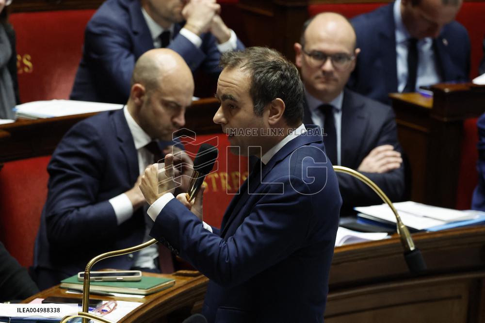 Session of Questions to the Government - Paris