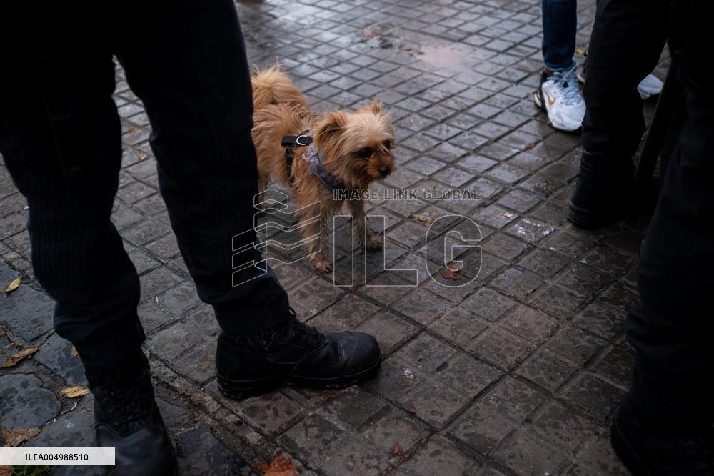 Mossos Prepare to Evict Settlement - Barcelona