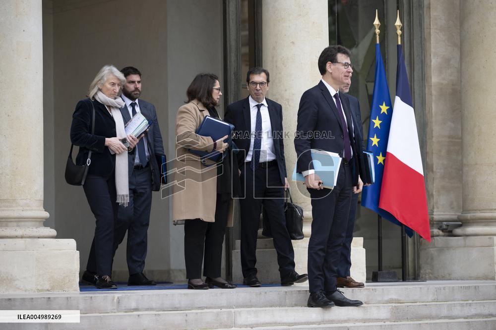 Weekly Cabinet Meeting - Paris