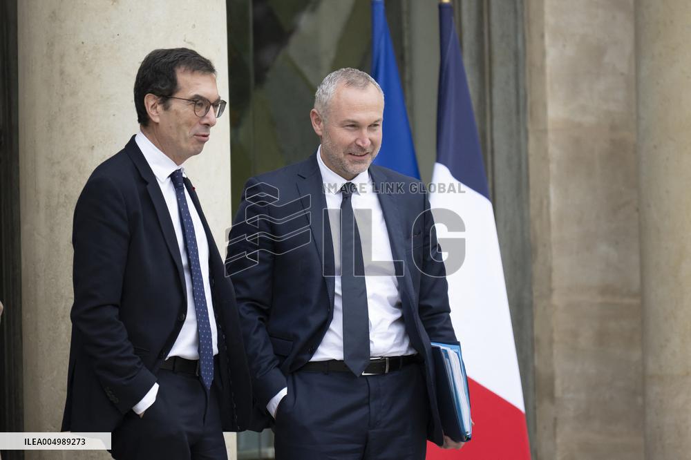 Weekly Cabinet Meeting - Paris