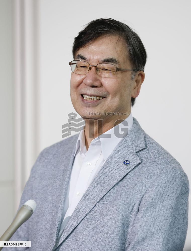 Nobel laureate Sakaguchi returns to Japan