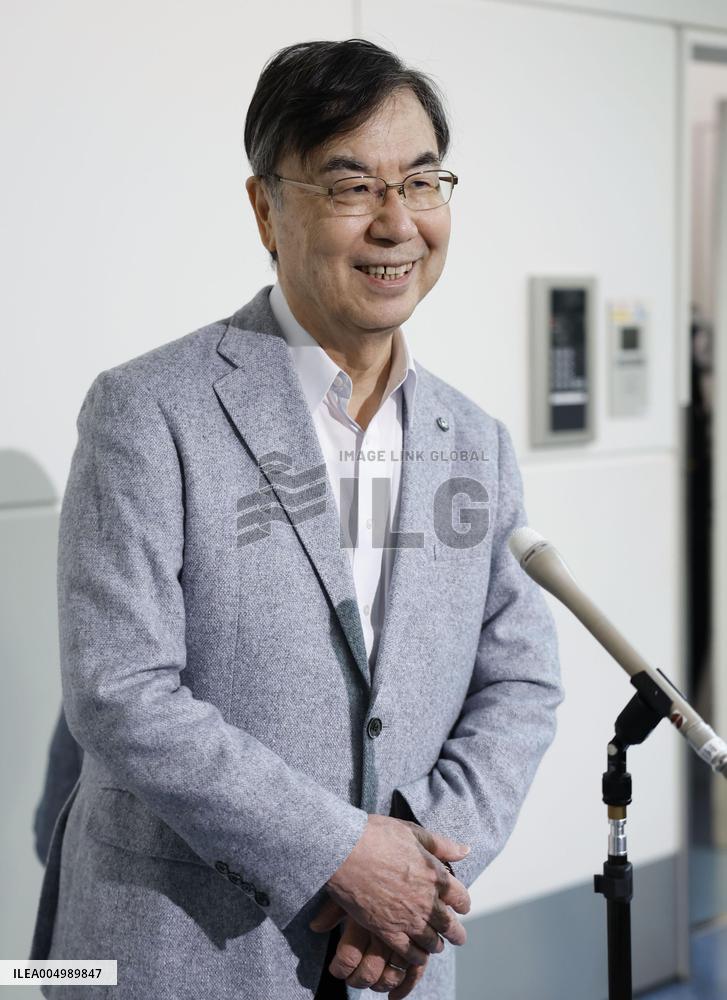 Nobel laureate Sakaguchi returns to Japan