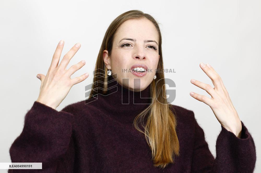 CORRECTED: Figure skating: Carolina Kostner