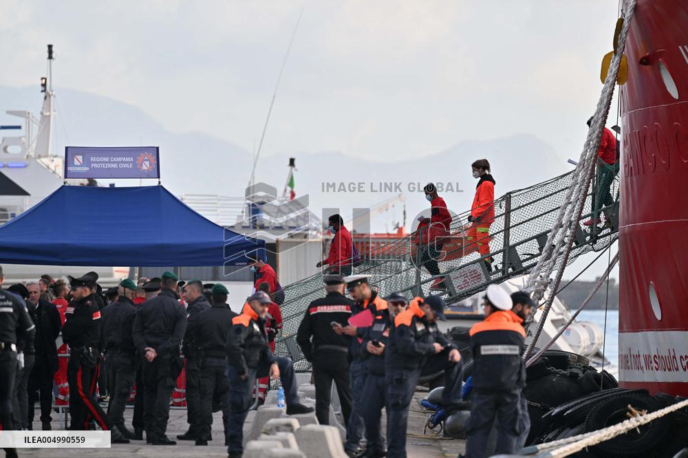 Emergency Rescue Ship Arrives In Port - Naples