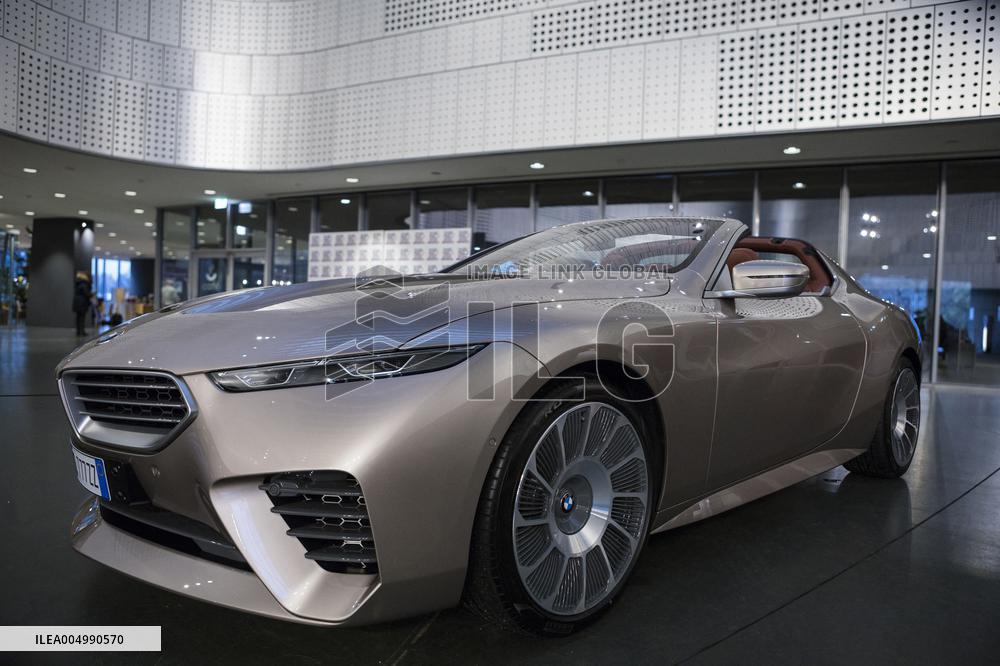 BMW Skytop On Display At Automobile Museum - Turin