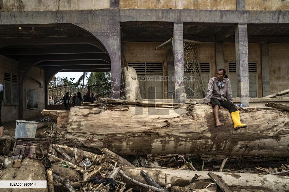 Indonesia s Investigates Deforestation Behind Cyclone Senyar