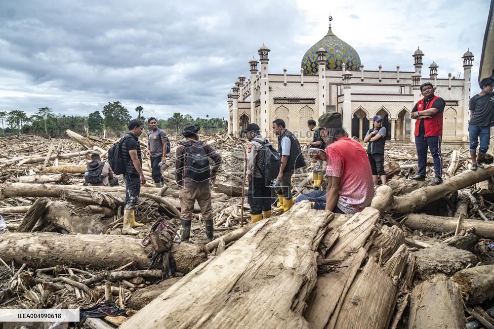 Indonesia s Investigates Deforestation Behind Cyclone Senyar