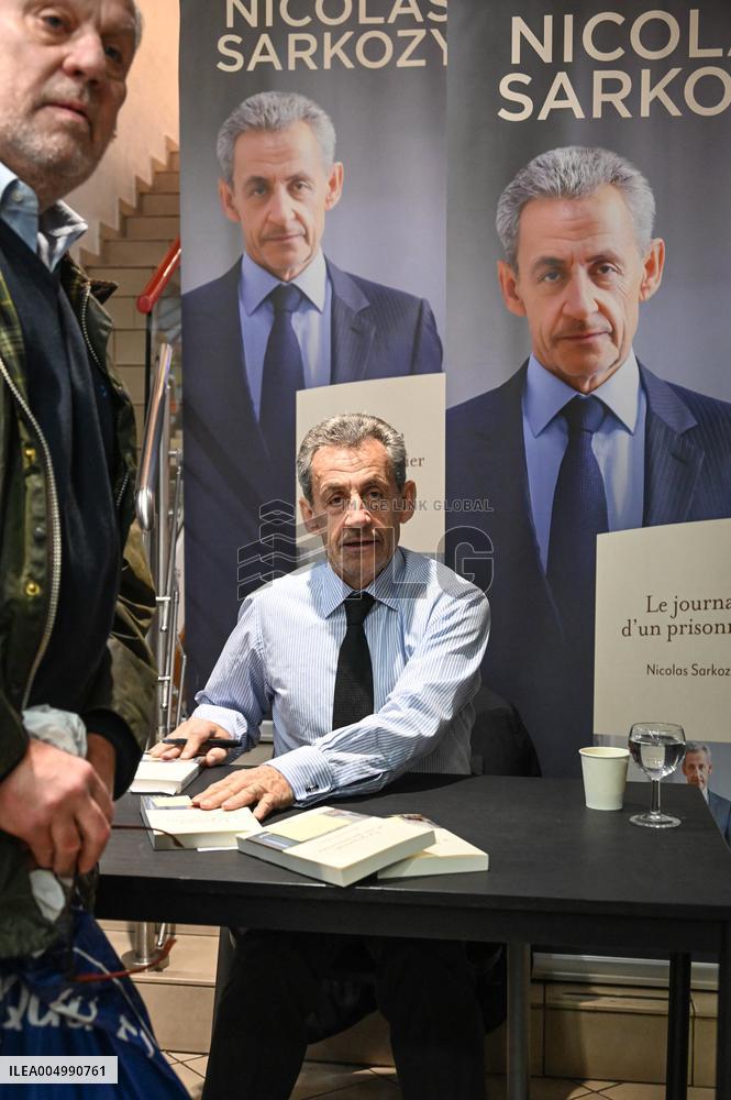 Nicolas Sarkozy Book Signing Event - Versailles