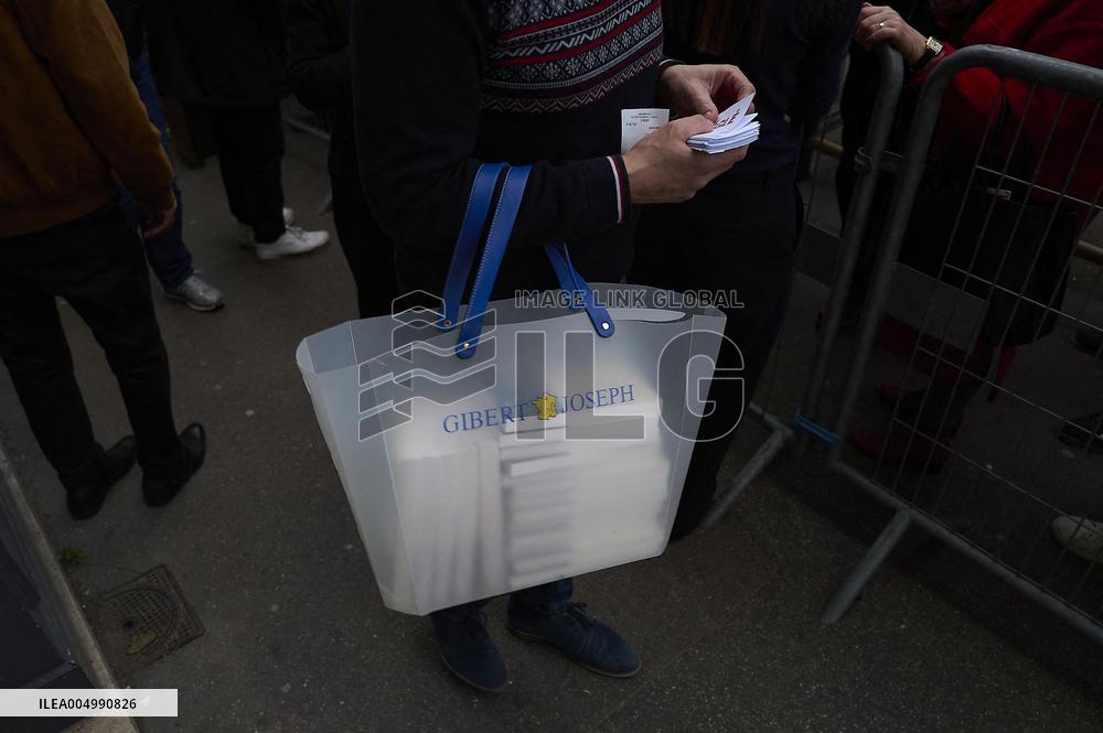 Nicolas Sarkozy Book Signing Event - Versailles