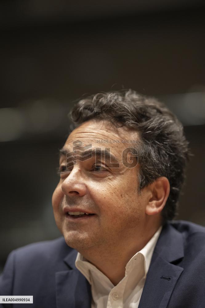 Hearing on Public Broadcasting Neutrality Held - Paris