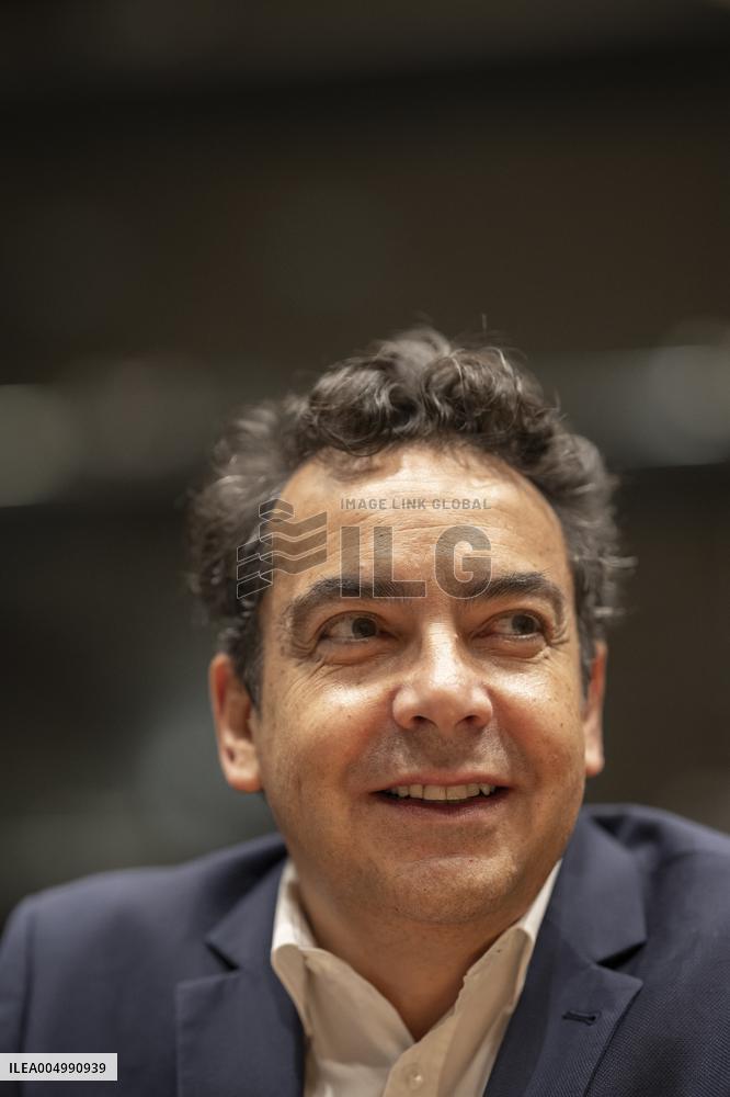 Hearing on Public Broadcasting Neutrality Held - Paris