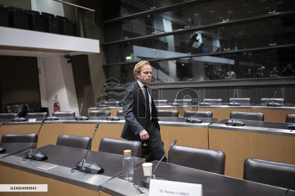 Hearing on Public Broadcasting Neutrality Held - Paris