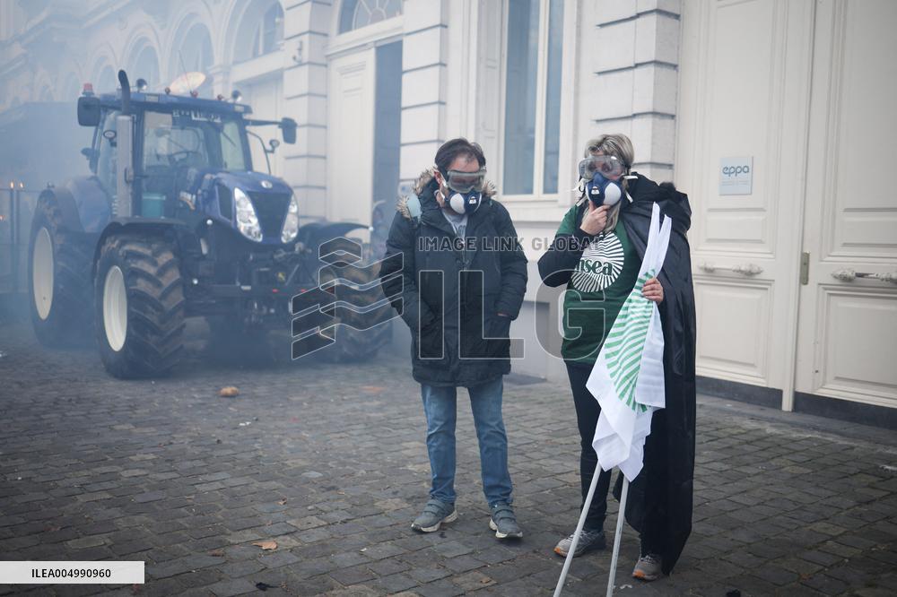 Farmers Protest Ahead Of EU Summit - Brussels