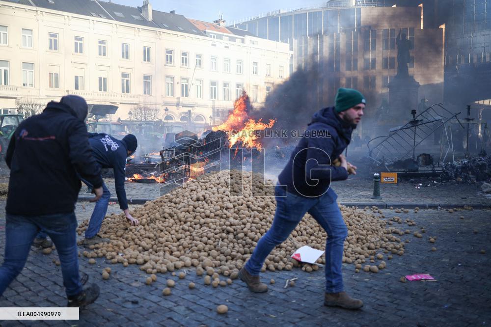 Farmers Protest Ahead Of EU Summit - Brussels