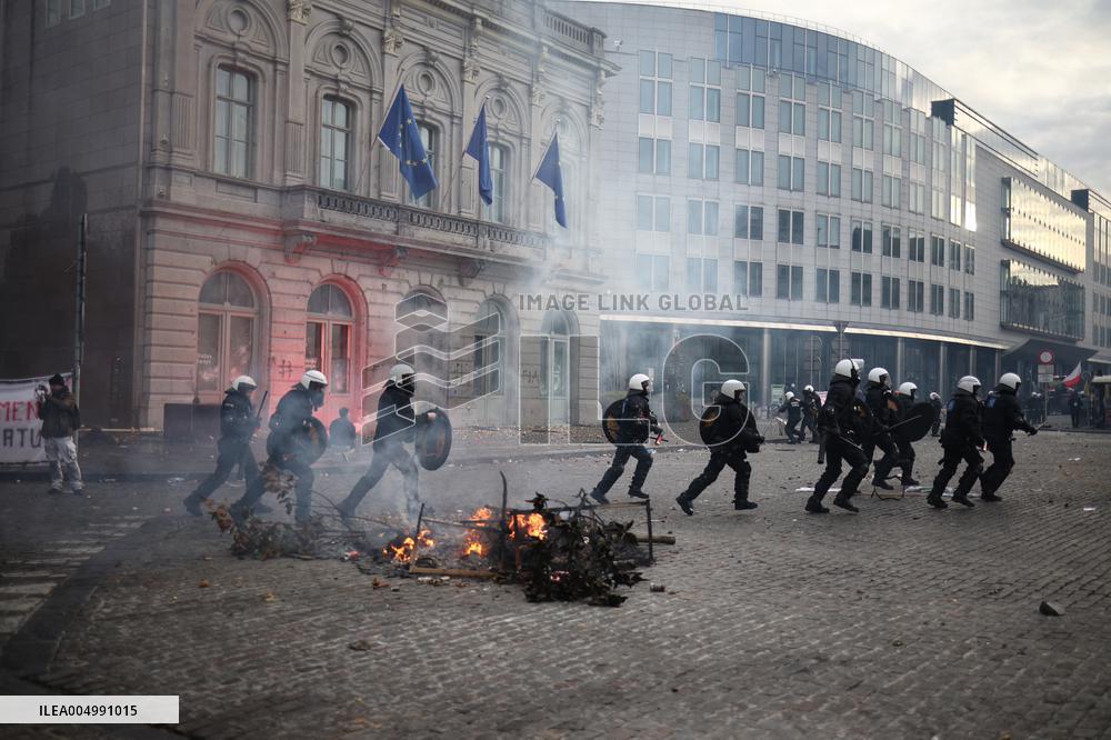 Farmers Protest Ahead Of EU Summit - Brussels
