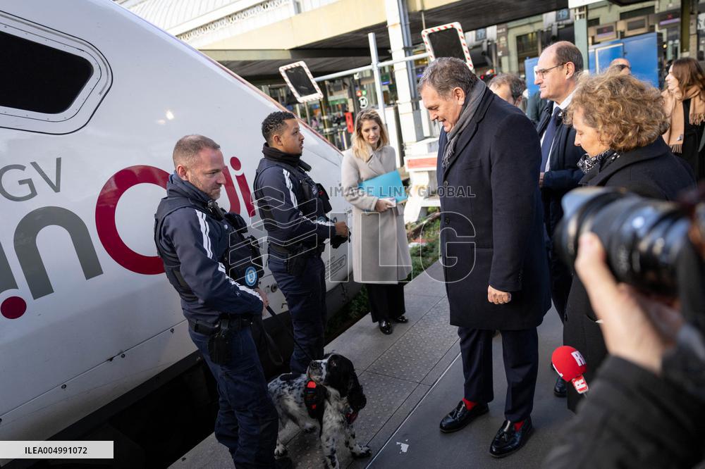 Visit of the Minister of Transport and the President of the SNCF at the Gare de Lyon - Paris AJ