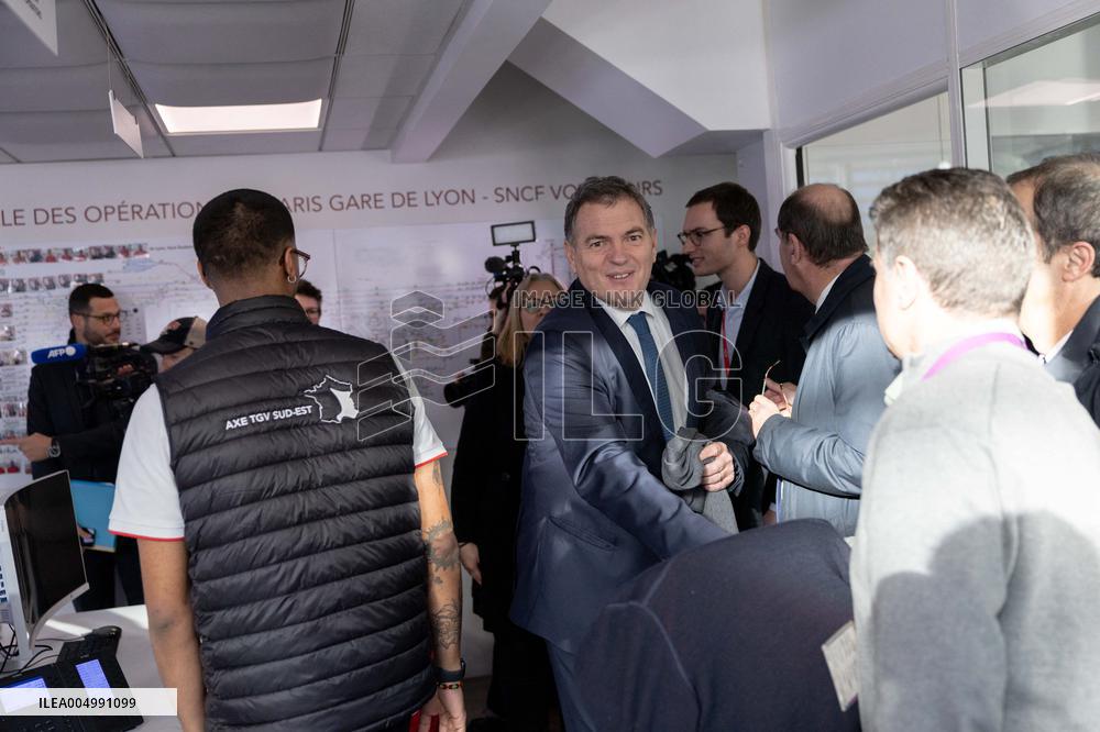 Visit of the Minister of Transport and the President of the SNCF at the Gare de Lyon - Paris AJ