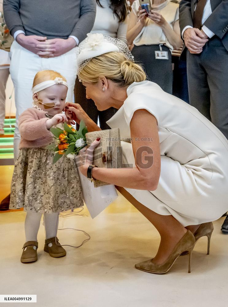 Queen Maxima Meets Children Before Signing Partnership - Utrecht