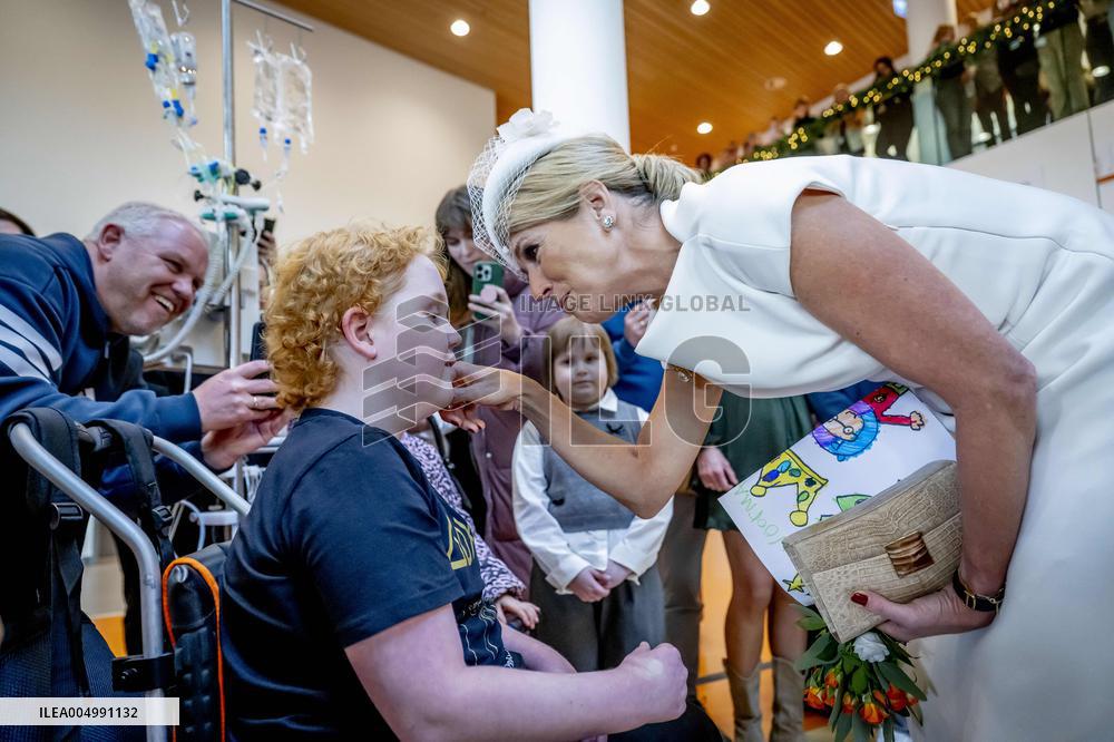 Queen Maxima Meets Children Before Signing Partnership - Utrecht