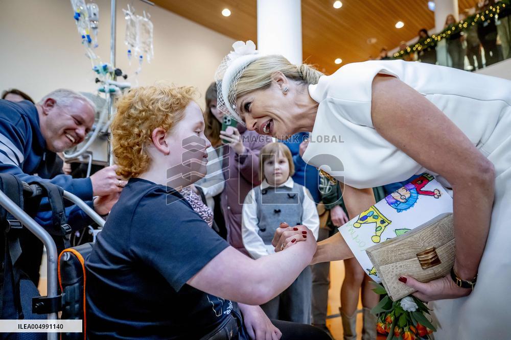 Queen Maxima Meets Children Before Signing Partnership - Utrecht