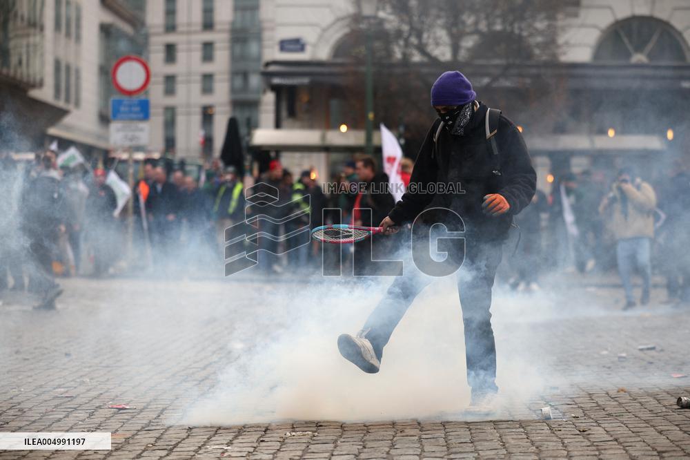 Farmers Protest Ahead Of EU Summit - Brussels